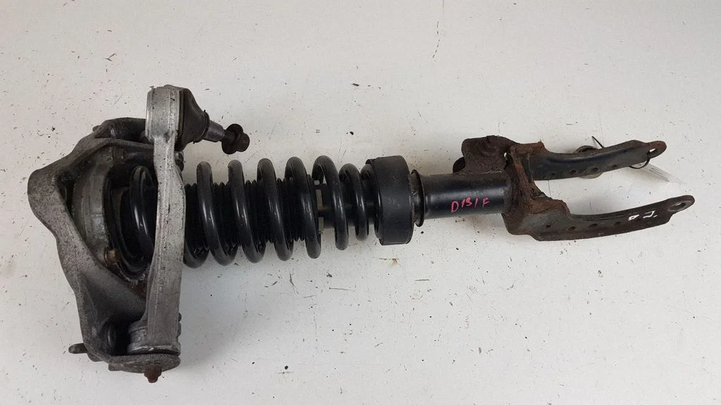 Front shock absorber with coil spring – Volkswagen Touareg I (2002-2010)