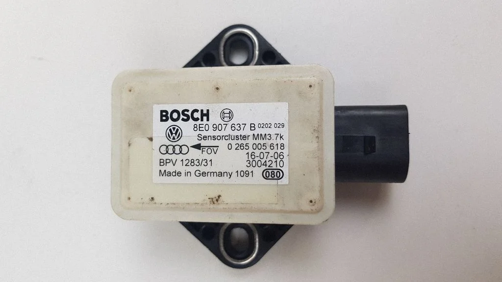 ESP (stability system) control unit – Volkswagen Passat B5.5 (2001-2005)