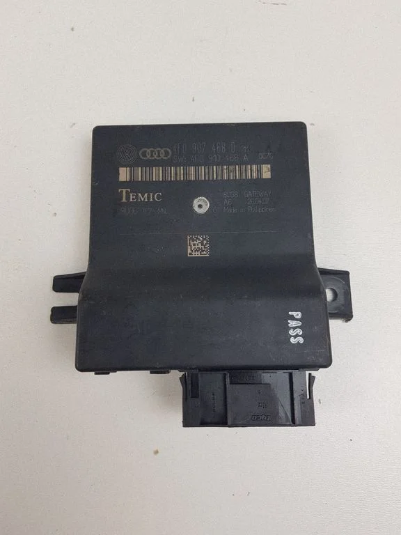Gateway control module 4F0907468D