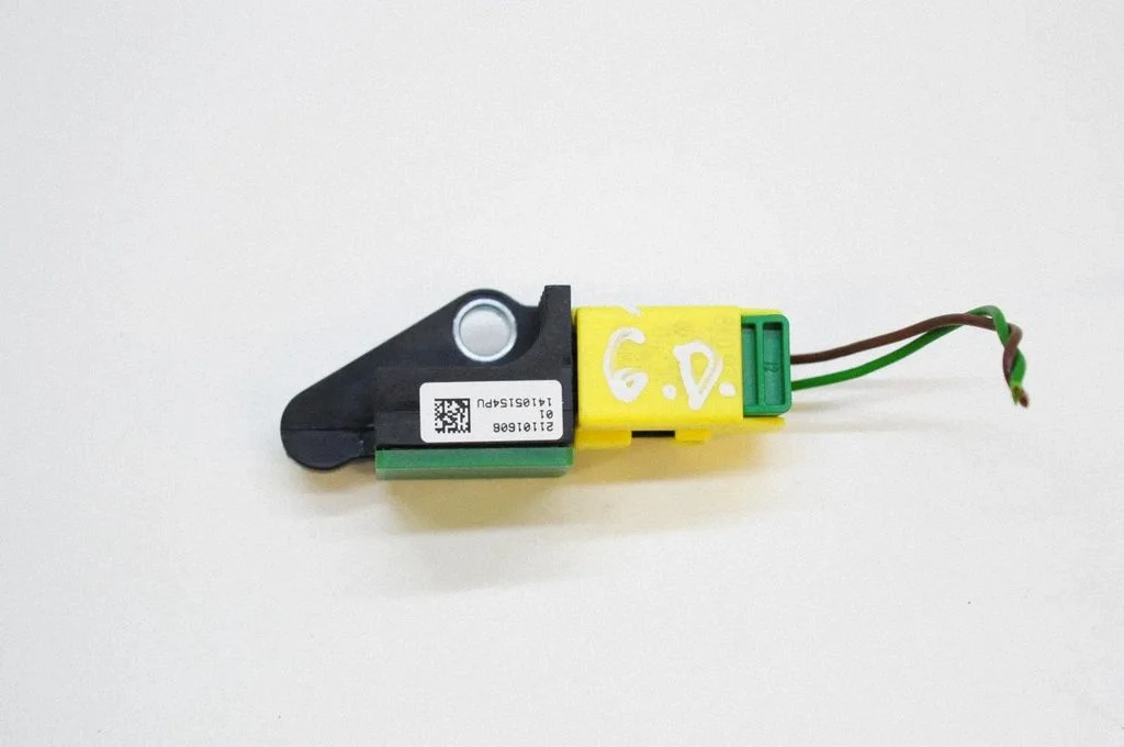 Airbag deployment crash/impact sensor – Volkswagen Passat CC (2008-2016)