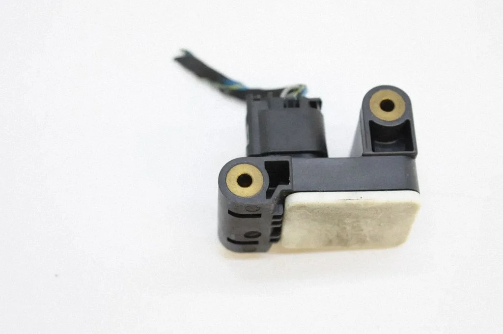 Drošības spilvenu trieciena sensors 6911003