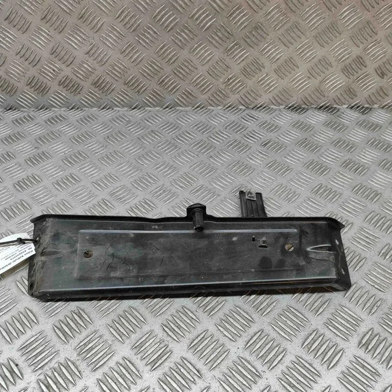 Muu kereosa 4KE810055A