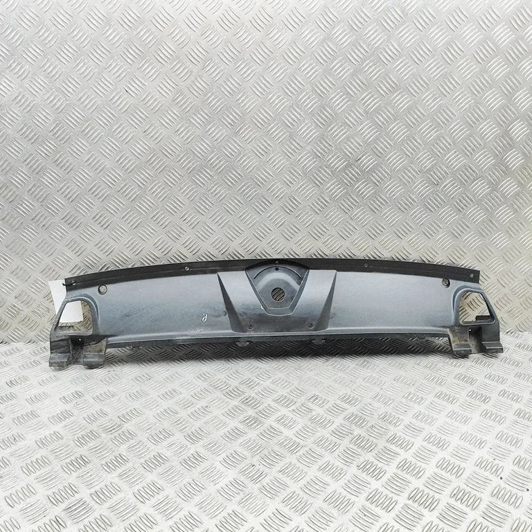 Osłona chłodnic 3G8853037B