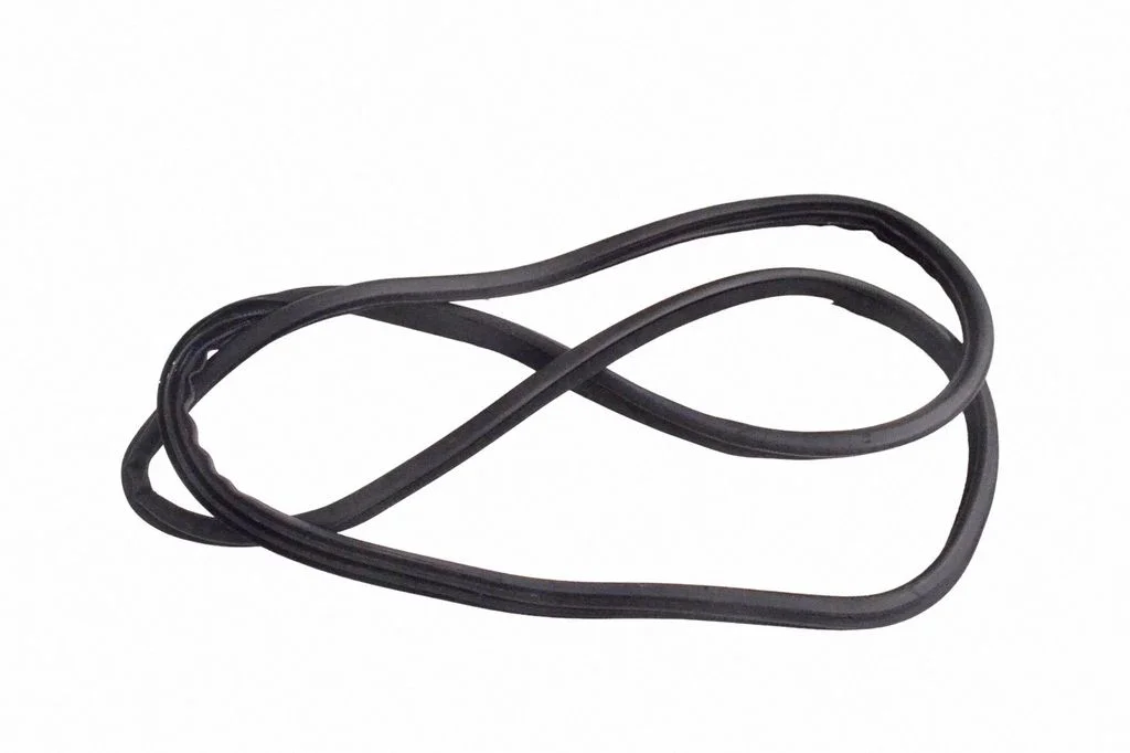 Rubber seal rear door – right