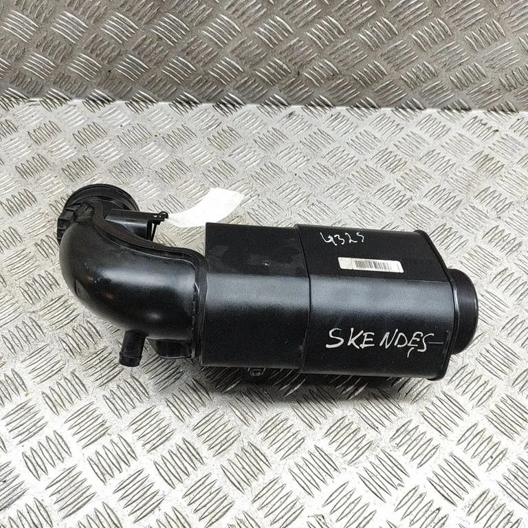 Intake resonator 8675263