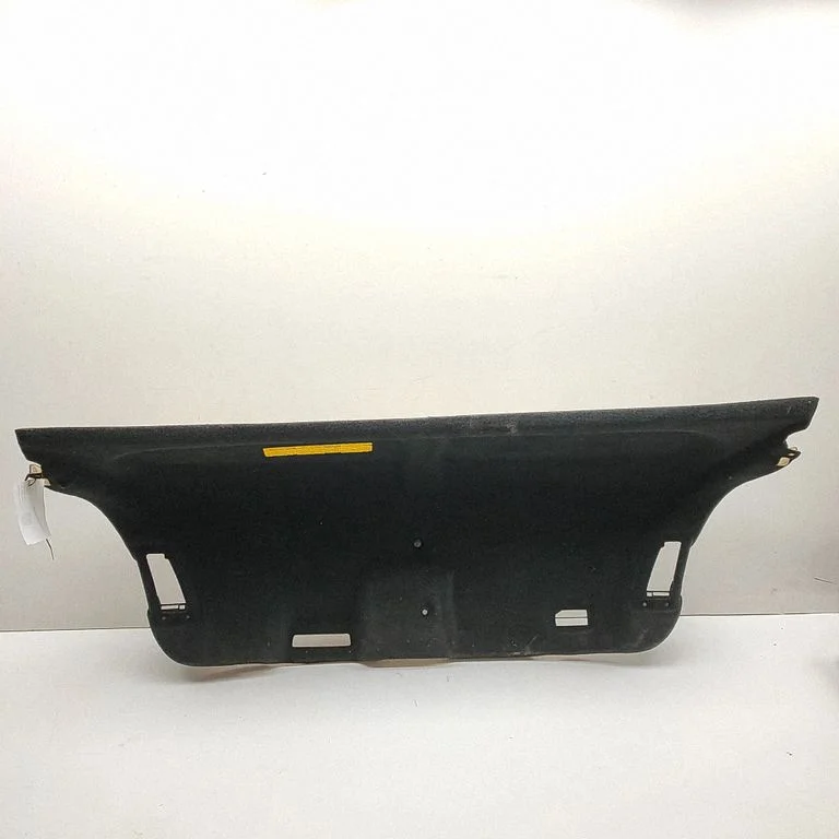Tailgate trim 6479150130C0 – Lexus LS UCF30 (2001-2007)