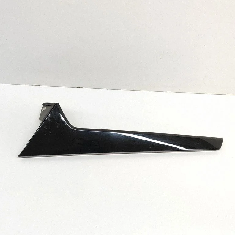 Tailgate trim 4KE854871