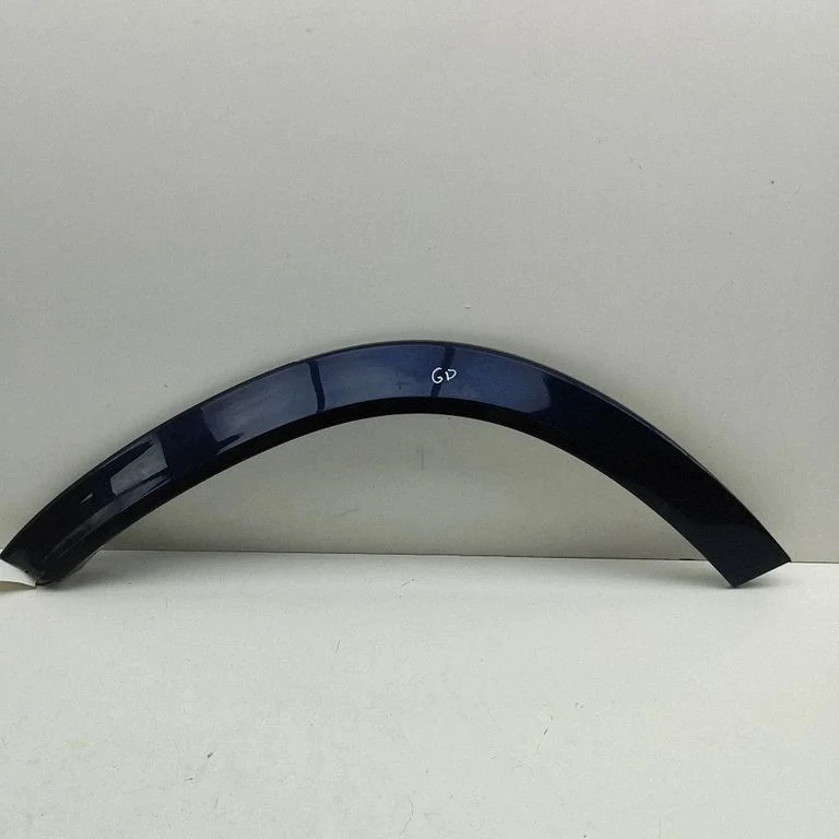 Spārna apdare (moldings) A1678800205