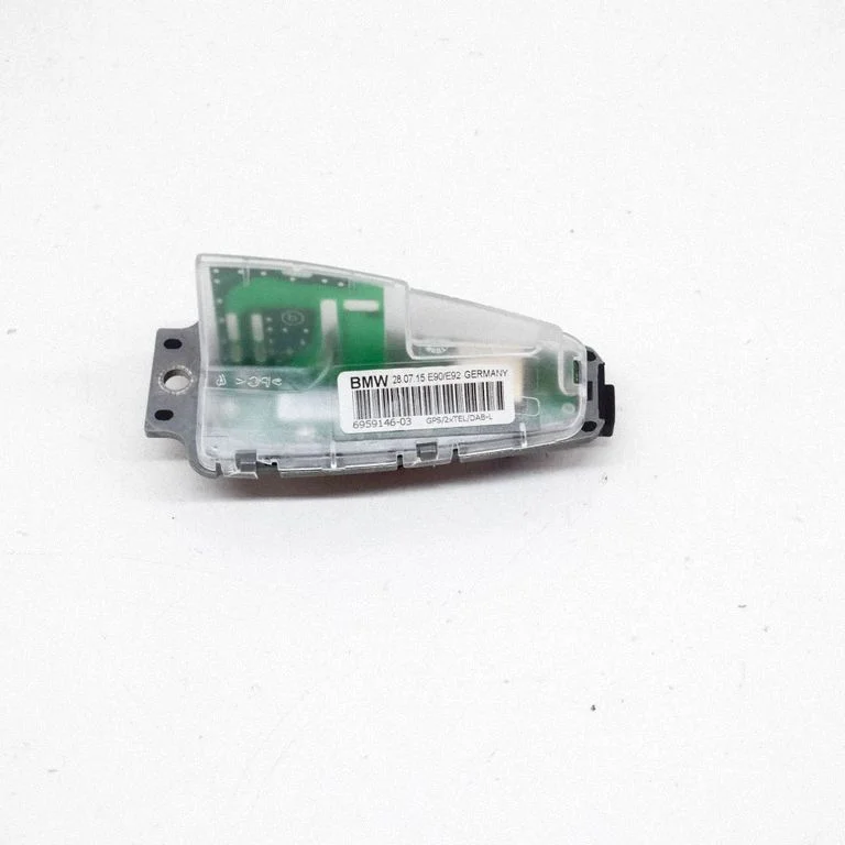 Antenn (GPS-antenn) – BMW 3-seeria F30 F35 F31 (2012-2018)