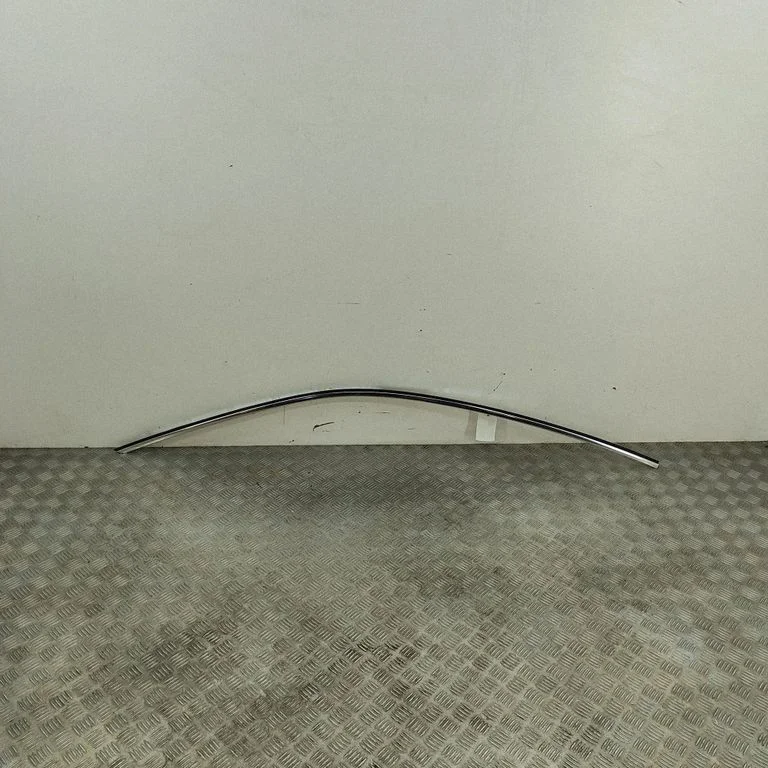 Roof trim bar molding cover 8W6853703