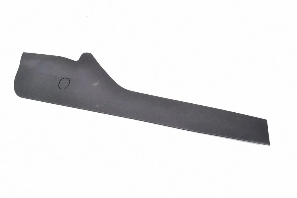 Cita centrālās konsoles (tuneļa) detaļa 8J2863045