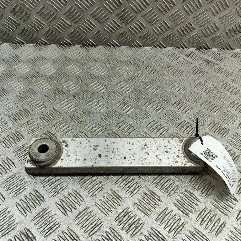 Other front suspension part 6893152