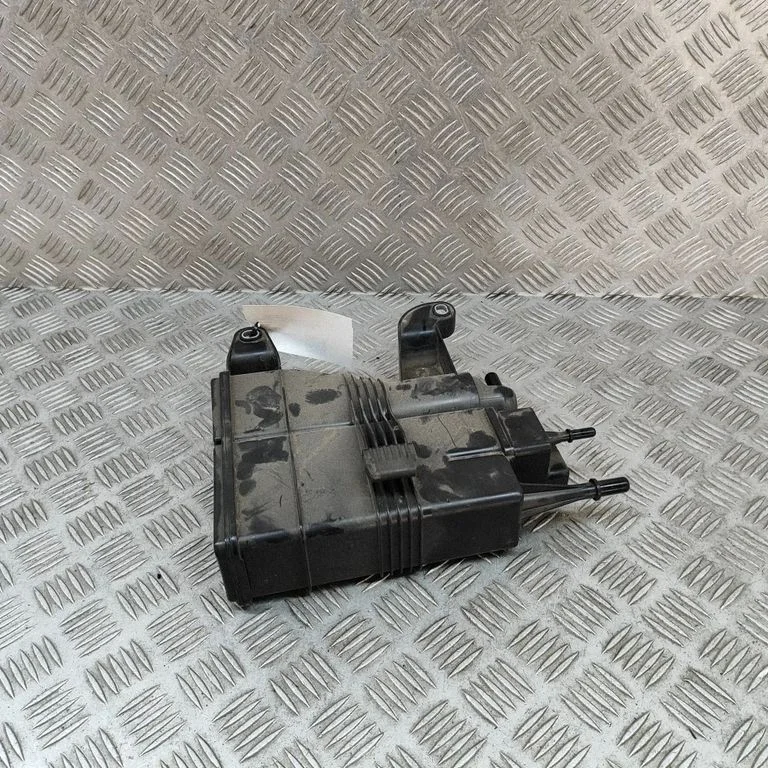 Aktīvās ogles (degvielas tvaiku) filtrs – BMW 2. sērija F44 (2019-2024)