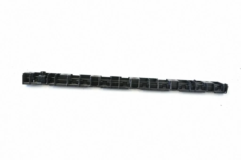Część progu 51777184777