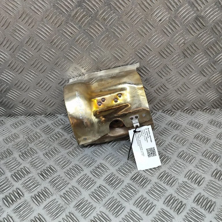 Dzinēja siltumizolācija (aizsargs pret karstumu) A2540942800