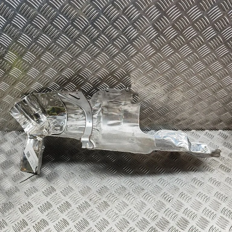 Heat shield in engine bay 0PC145707A