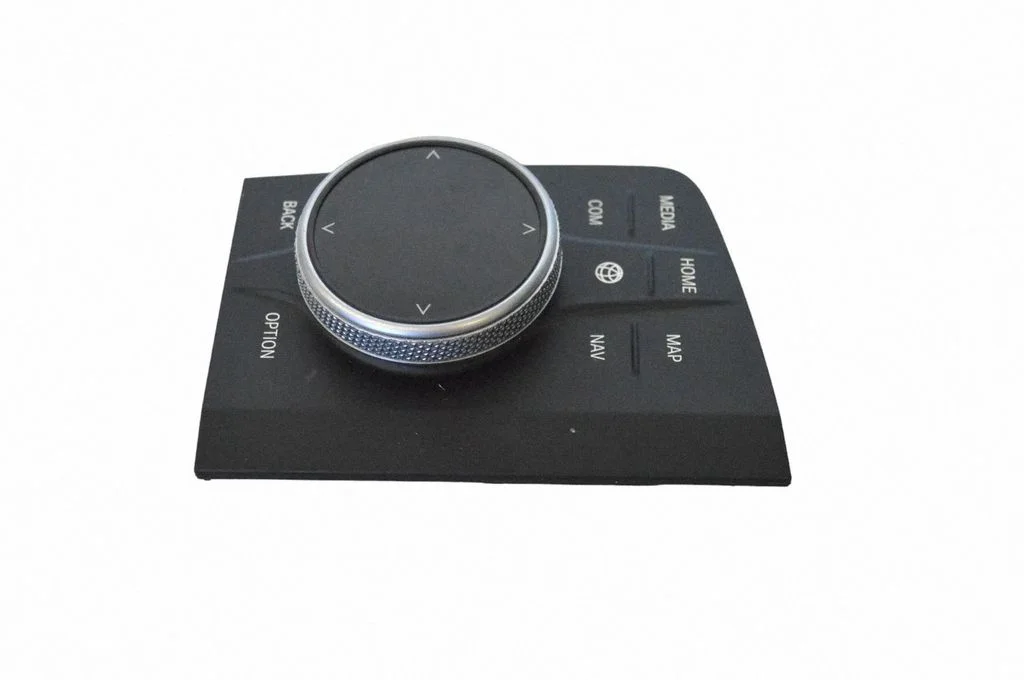 Head unit multimedia control 5A371B5