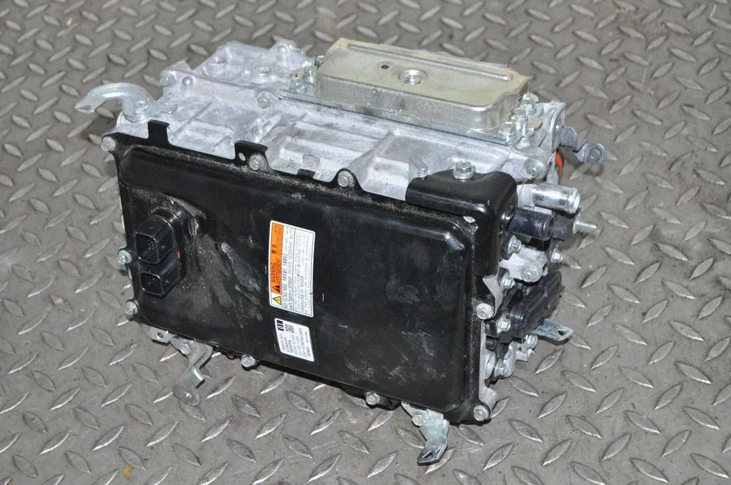 Voltage converter inverter – Toyota Prius (XW50) (2015-2023)