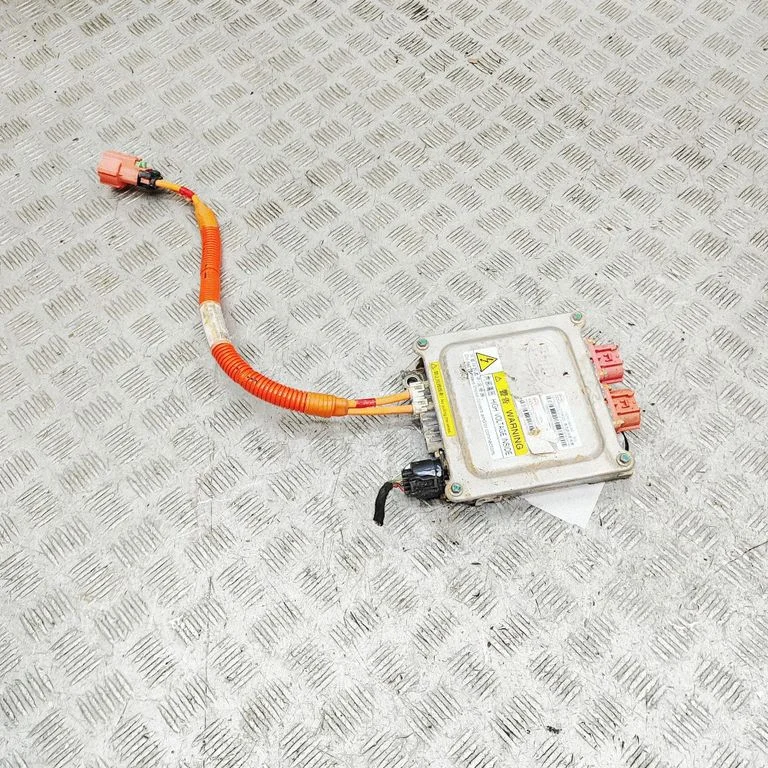Voltage converter inverter SA3HKU2109020