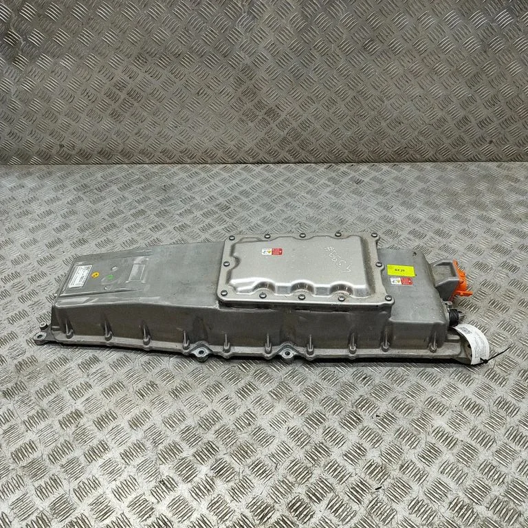 Voltage converter inverter 9J1915251AJ