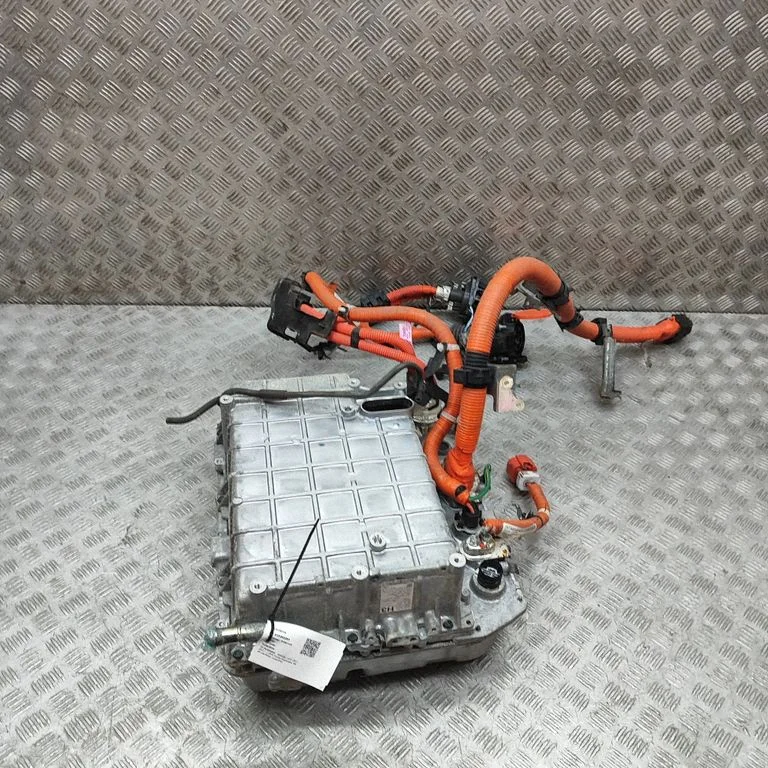 Voltage converter inverter 296B15SH0A