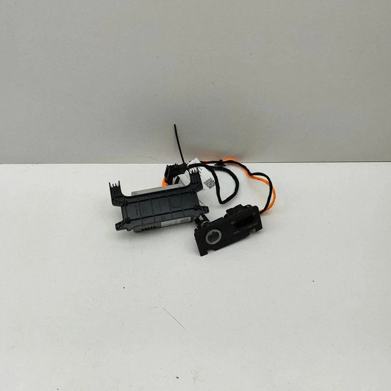 Inverter (pingemuundur) – Volkswagen Passat B7 USA (2012-2019)
