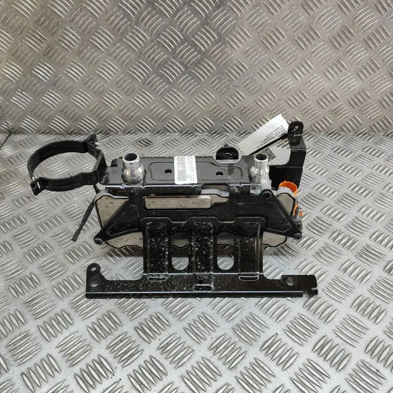 Voltage converter inverter A2948350400