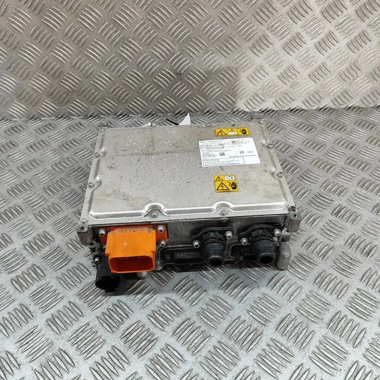 Invertors (sprieguma pārveidotājs) – Mercedes-Benz Sprinter W907 W910 (2018-)