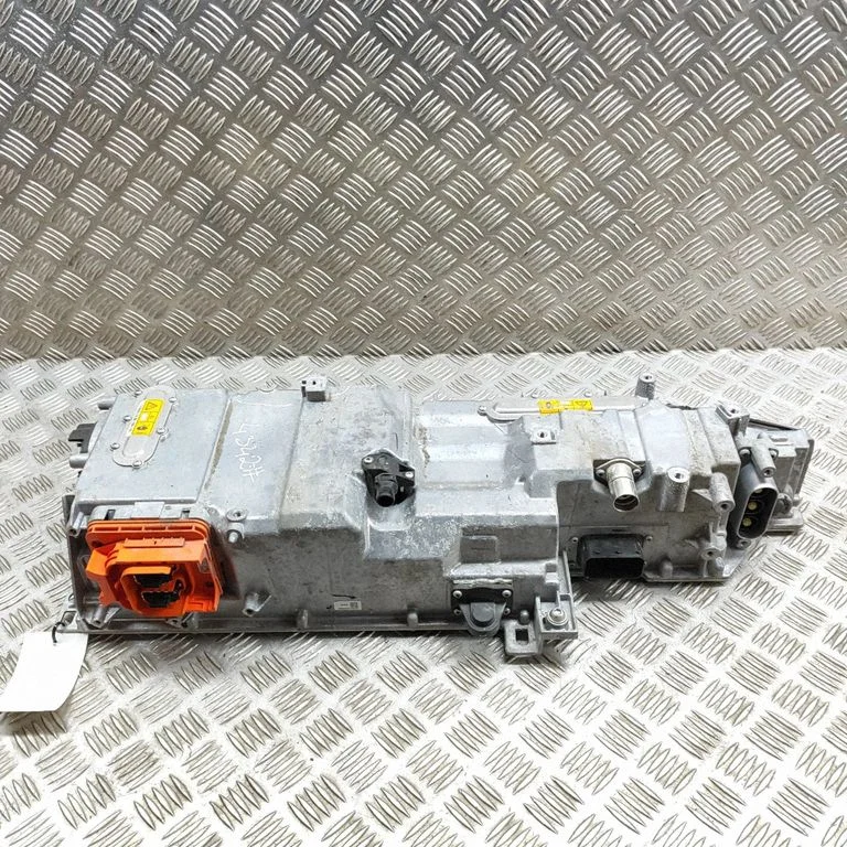 Invertors (sprieguma pārveidotājs) 5A3E1F3