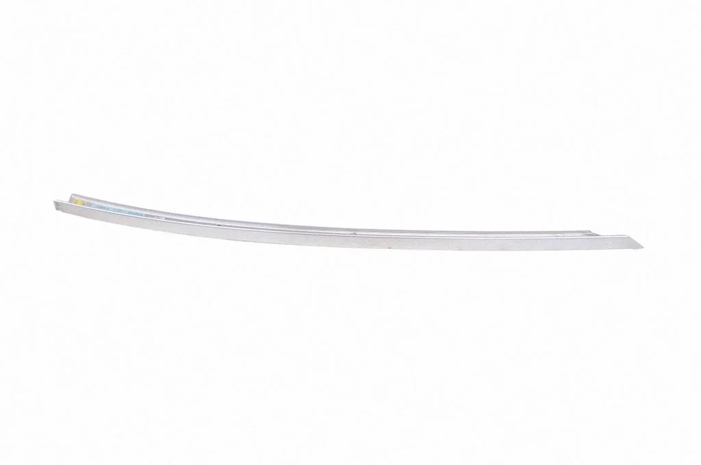 Windshield trim 7315417