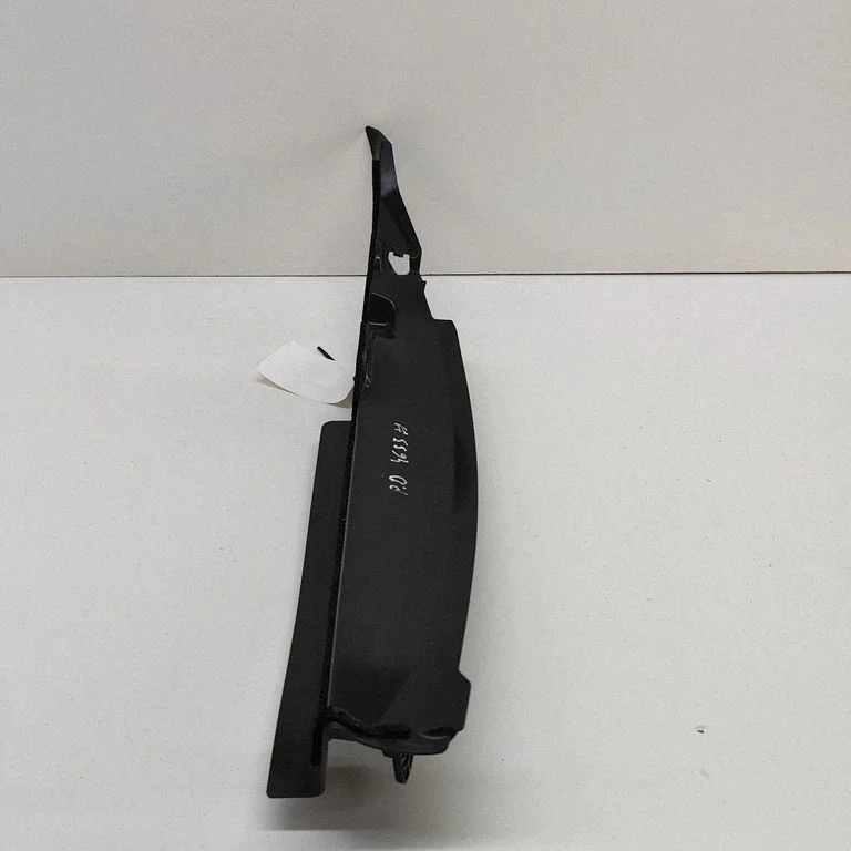 Fender end trim 74105TGHA00