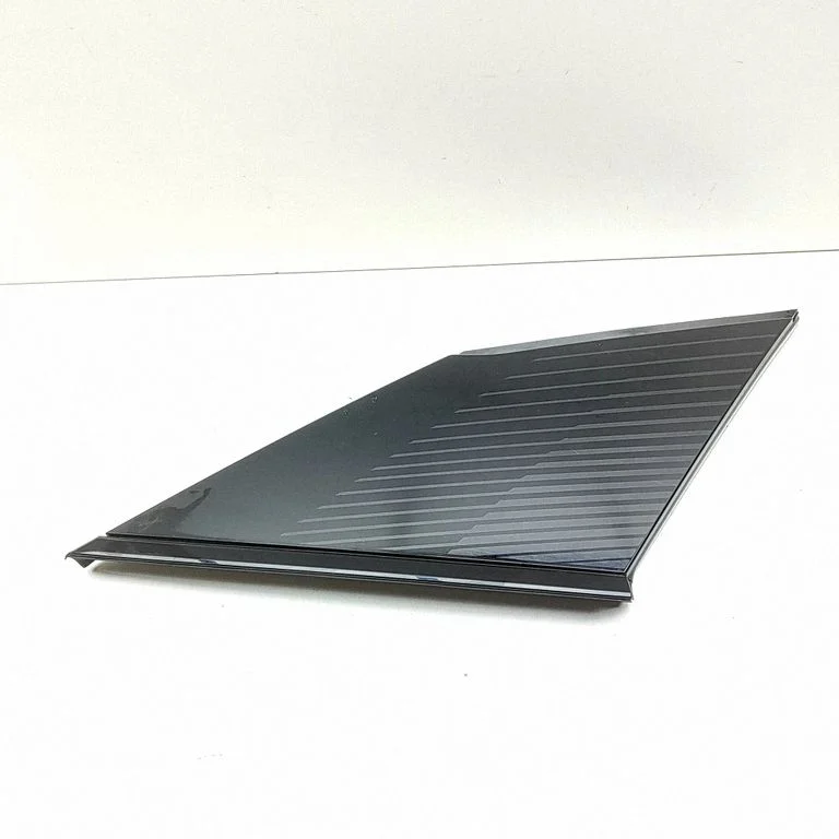 Moldings uz aizmugurējā spārna 9839243980