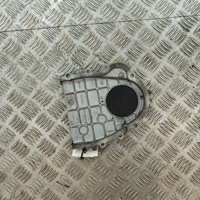 Timing chain cover – Volkswagen Touareg I (2002-2010)