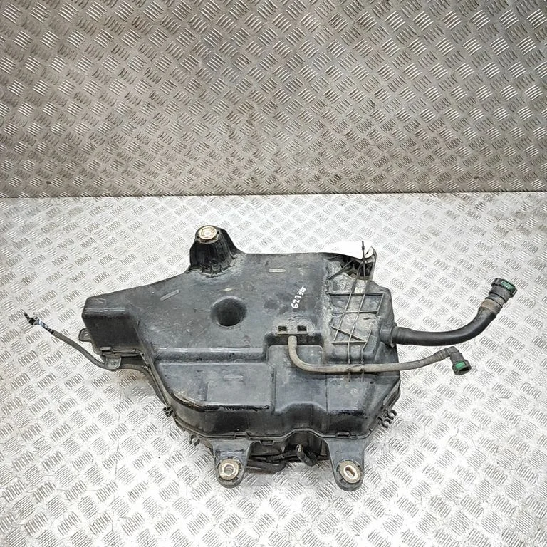 AdBlue šķidruma tvertne KK315J238AA