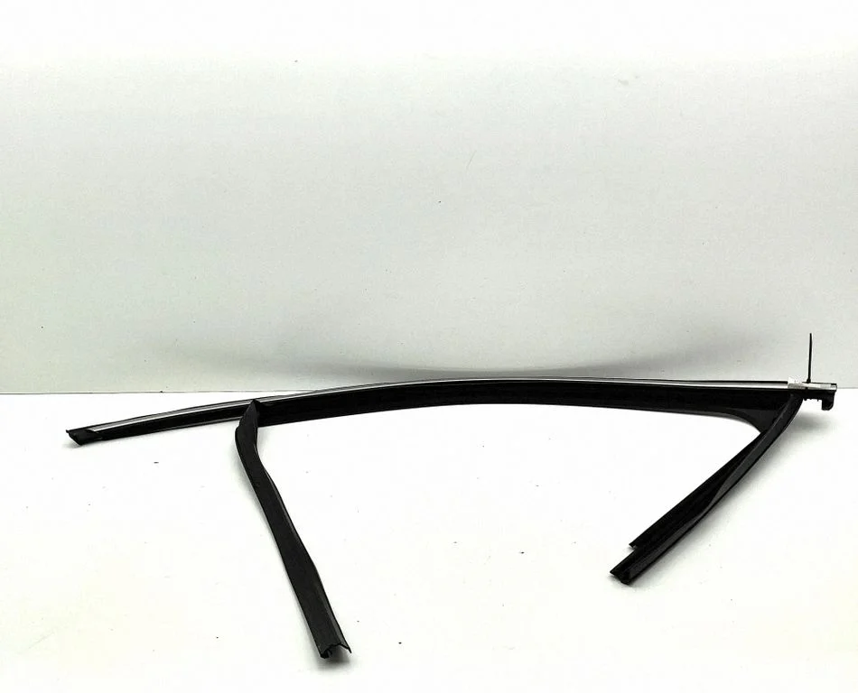 Esiukse klaasi liist 571837431A