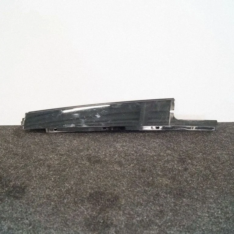 Listwa szyby drzwi przednich CK80255A80AB