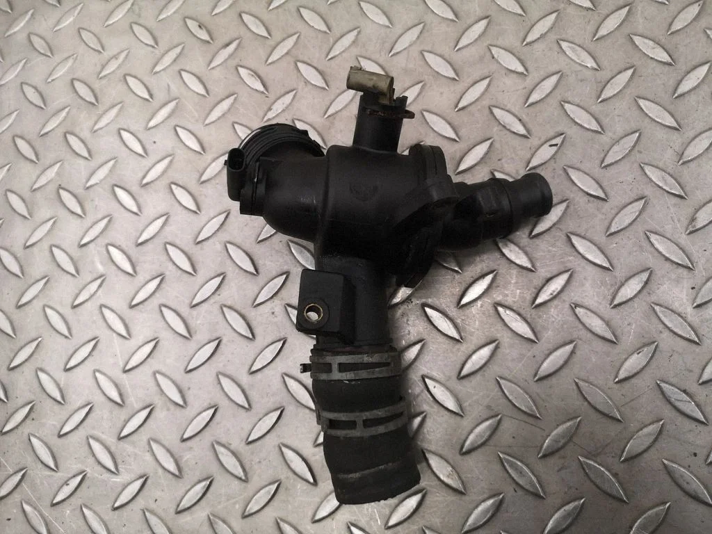 Termostats – Mercedes-Benz Sprinter W906 (2006-2018)