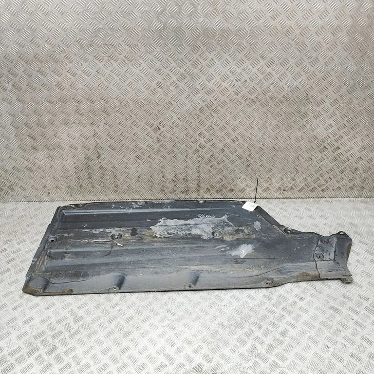 Side bottom protection 56411CA011