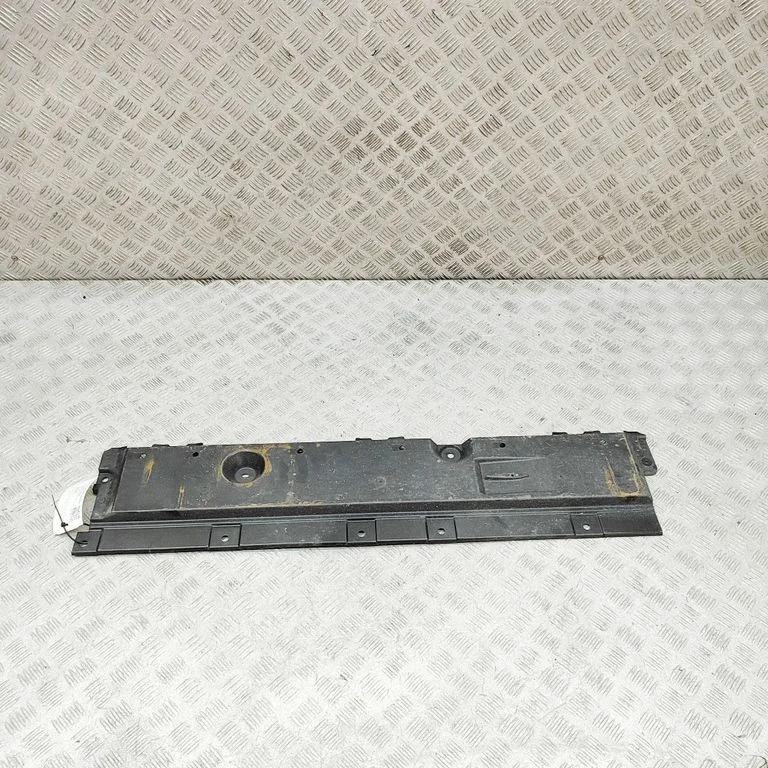 Külgmine põhjakaitse 5841646020 – Lexus RZ (2023-)