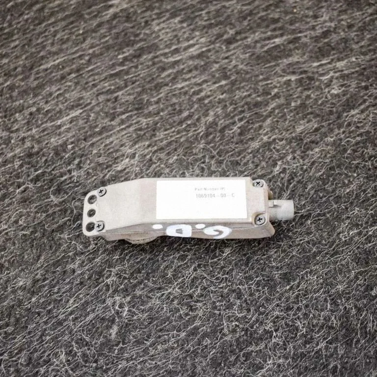 Side fender camera – Tesla Model S (2012-)