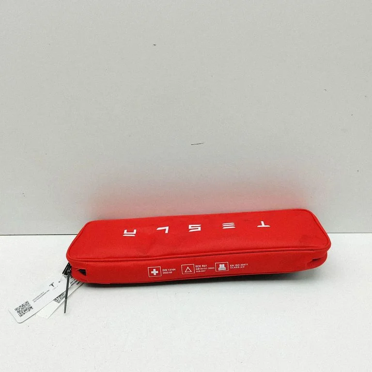 Pirmās palīdzības aptieciņa 147507600D