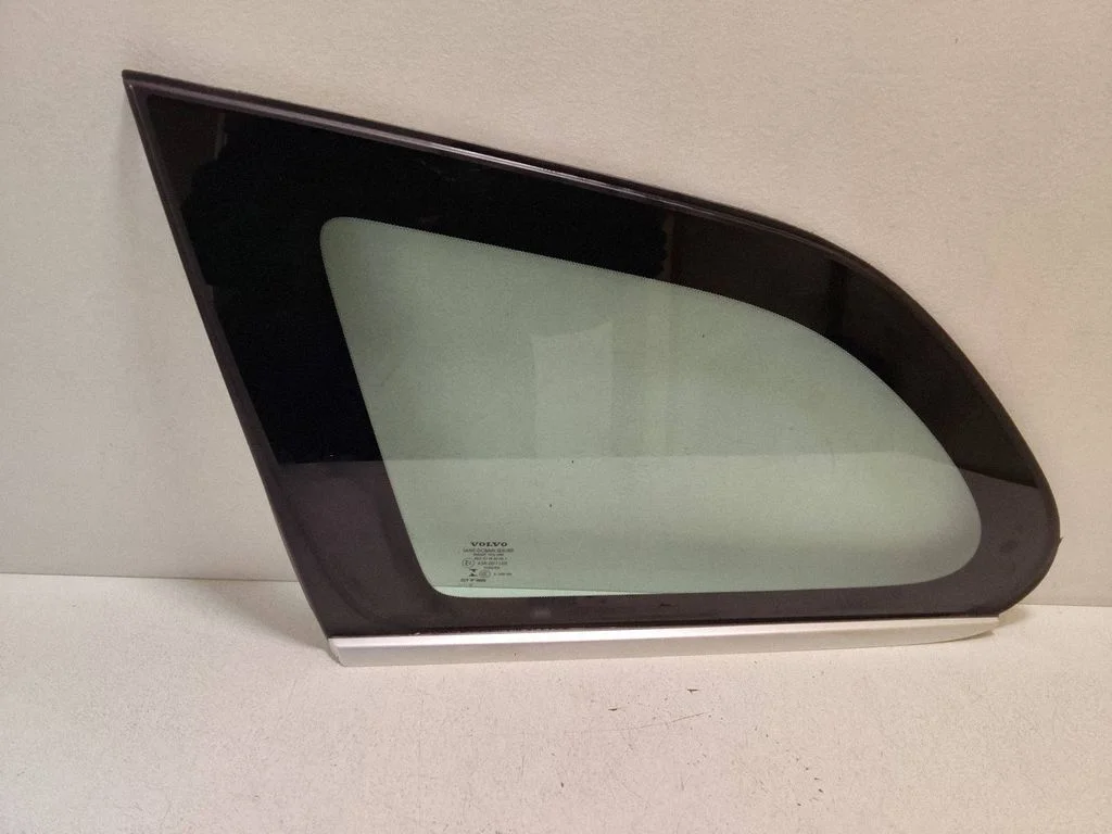 Rear side window – Volvo XC60 (2014-2016)