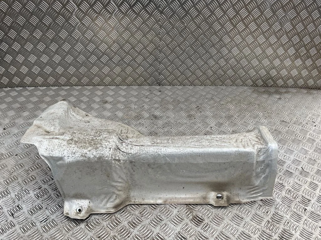 Väljalaske soojusisolatsioon (kuumakaitse) – Volvo XC60 (2014-2016)