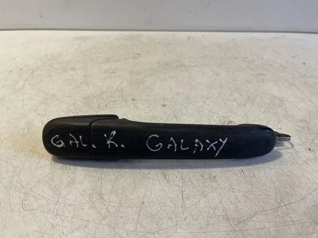 Rear door exterior handle – right
