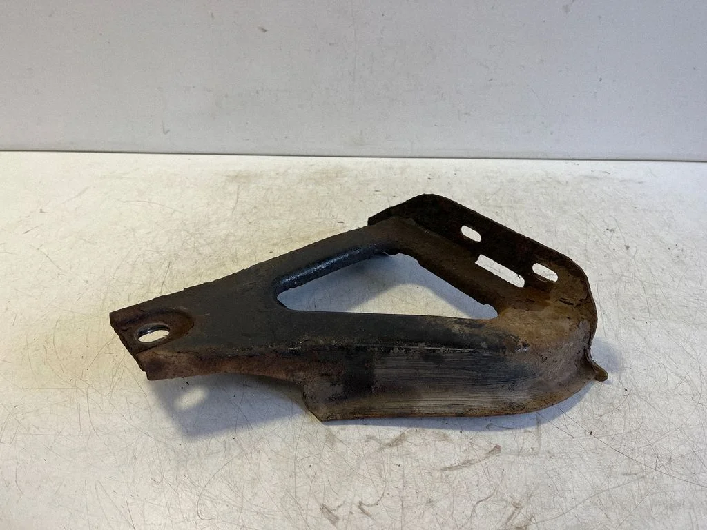 Muu tagavedrustuse varuosa – Volvo XC60 (2014-2016)