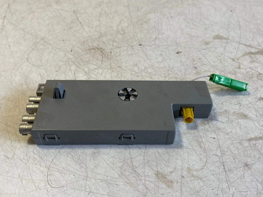 Antenas pastiprinātājs 30761717