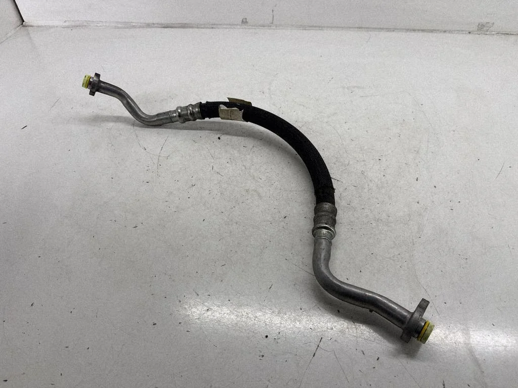 Air conditioning (A/C) pipe/hose 31418244