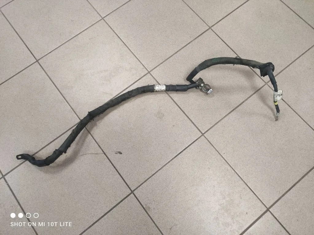 Positive cable (battery) 7H0971794D