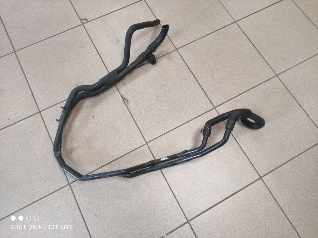 Engine coolant pipe/hose 7H0121086E