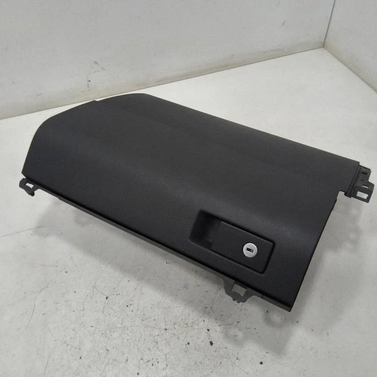 Glove box 1T1857097